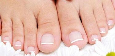 Prévention de l'apparence du champignon sur les jambes des jambes